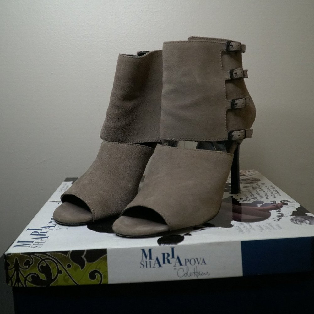 Cole Haan Greige/Grey Suede Ankle Bootie Heels Size 10